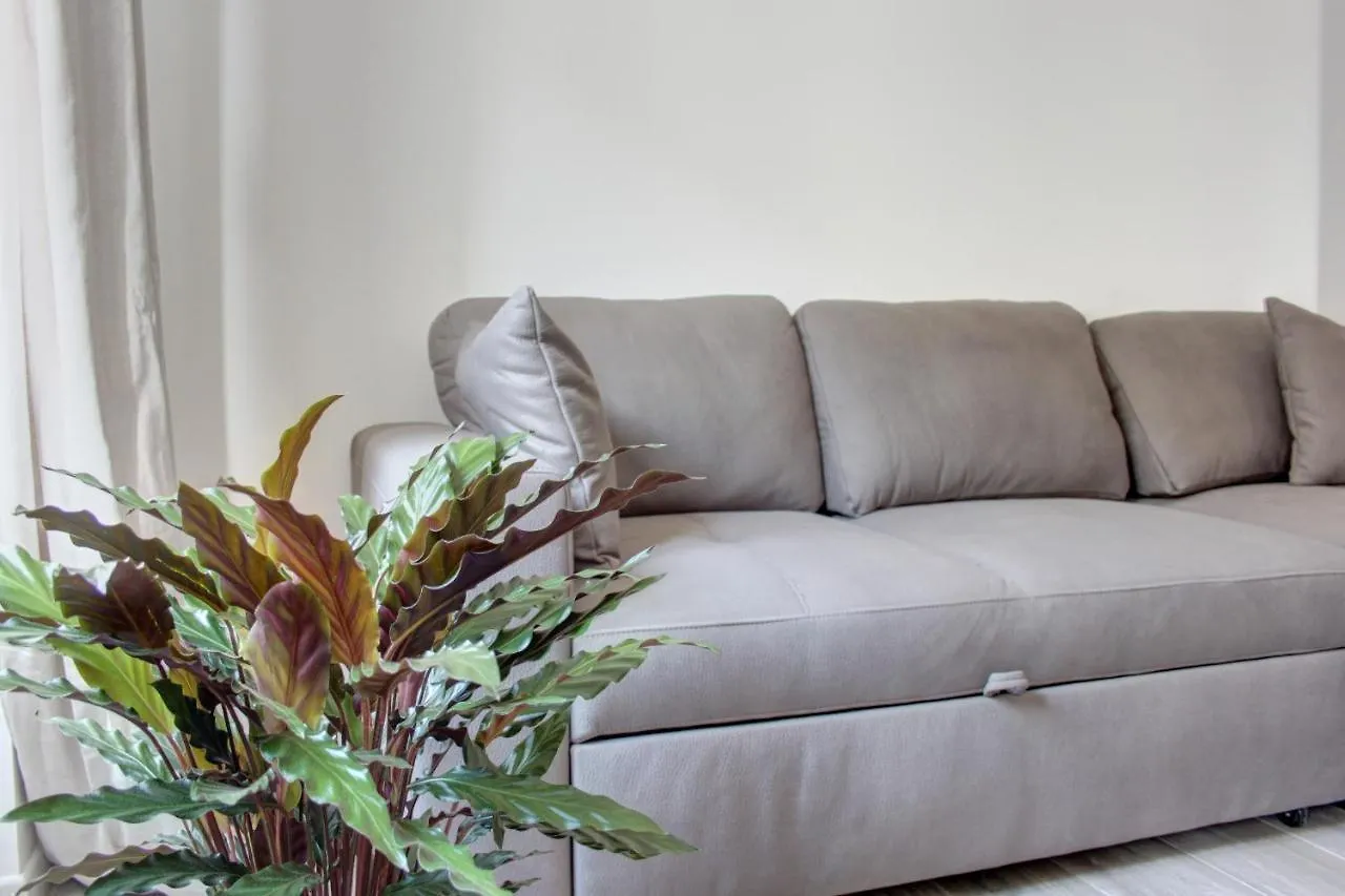 Milanrentals - Melissa Apartment 0*, Milan Italy